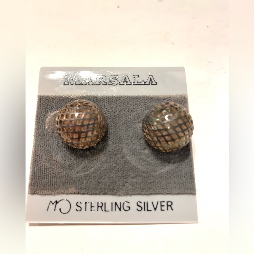 Vintage  Studs Earrings